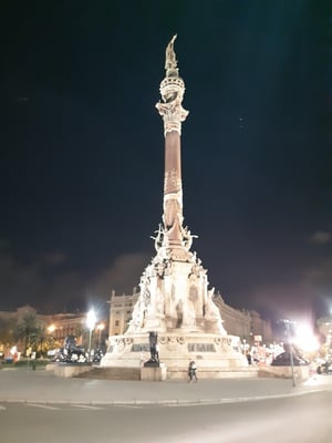 nach dem Einchecken auf der Fähre sind wir nochmals durch die Innenstadt spaziert