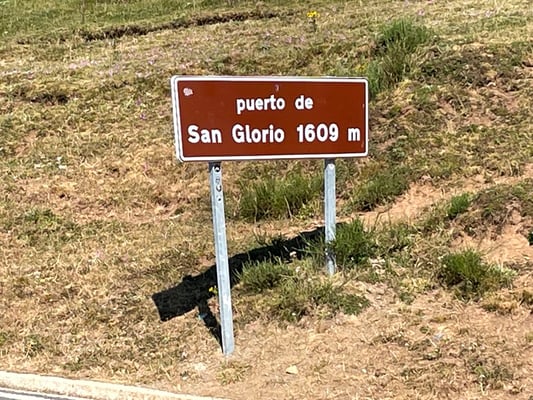 auf über 1600 müM, wo wir Kantabrien verlassen und in die Provinz Kastilien und Léon fahren