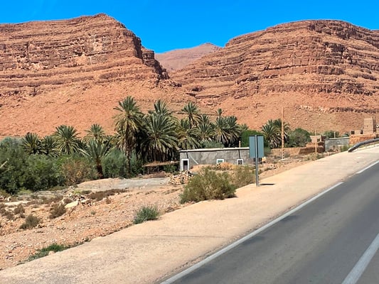 und es fliesst sogar Wasser im Flussbett