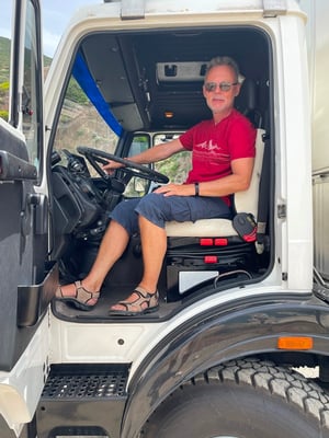 natürlich auch der Fahrer ;-)