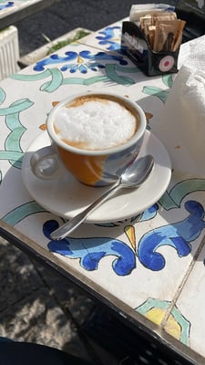 zwischendurch muss einfach mal ein Capuccino sein