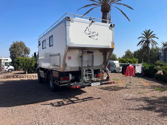 auf dem Camping nutzen wir die Gelegenheit, um wieder einmal zu waschen