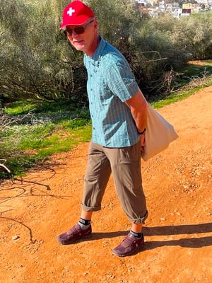 Bier und Wein haben wir in einem modernen Laden im Untergeschoss gekauft