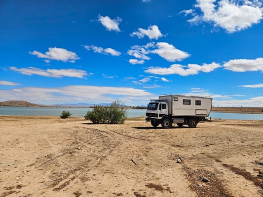 Am Stausee Mohammed V stehen wir ganz alleine
