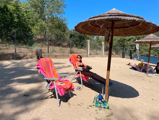 es gibt sogar Sonnendächer