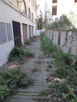 auch solche Gassen sind leider keine Seltenheit