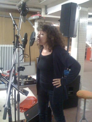 Brigitte: PERCUSSION - SCHLAGZEUG - GESANG