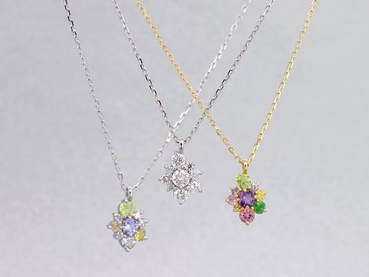 N003　ペンダント（Pt、タンザナイト、アクアマリン、他/Pt、ダイヤモンド/K18YG、アメジスト、ピンクトルマリン、他）