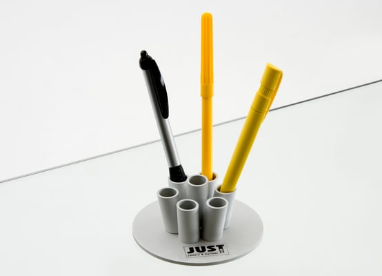 pen holder