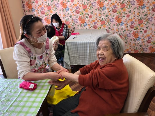 栄　矢場町　アロマ　リンパ　セラピスト　スクール　ローズミー　養成教室　マッサージ　名古屋　資格　初心者　開業　副業 ボランティア