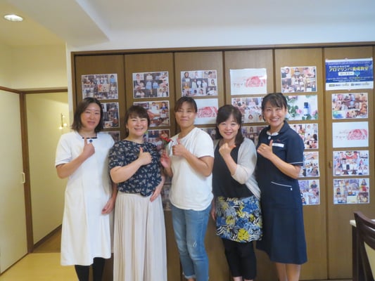 愛知　名古屋　栄　矢場町　アロマ　リンパ　ハンド　ヘッド　フェイス　全身　セラピスト　スクール　ローズミー　教室　スクール　マッサージ　１日　講座　資格　初心者　開業　副業