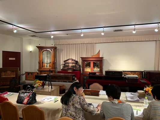 愛知　名古屋　栄　矢場町　アロマ　リンパ　ハンド　ヘッド　フェイス　全身　セラピスト　スクール　ローズミー　教室　スクール　マッサージ　１日　講座　資格　初心者　開業　副業