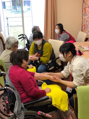 愛知　名古屋　栄　矢場町　アロマ　リンパ　ハンド　ヘッド　フェイス　全身　セラピスト　スクール　ローズミー　教室　スクール　マッサージ　１日　講座　資格　初心者　開業　副業