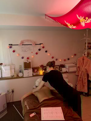 愛知　名古屋　栄　矢場町　アロマ　リンパ　セラピスト　スクール　ローズミー　教室　スクール　マッサージ　講座　資格　初心者　開業　副業愛知　名古屋　栄　矢場町　アロマ　リンパ　セラピスト　スクール　ローズミー　教室　スクール　マッサージ　講座　資格　初心者　開業　副業