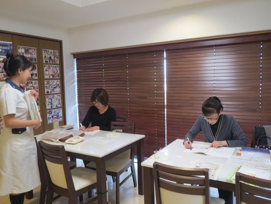 愛知　名古屋　栄　矢場町　アロマ　リンパ　セラピスト　スクール　ローズミー　教室　スクール　マッサージ　講座　資格　初心者　開業　副業愛知　名古屋　栄　矢場町　アロマ　リンパ　セラピスト　スクール　ローズミー　教室　スクール　マッサージ　講座　資格　初心者　開業　副業