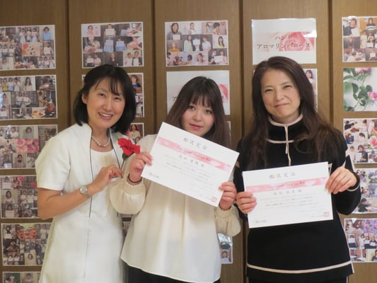 愛知　名古屋　栄　矢場町　アロマ　リンパ　ハンド　ヘッド　フェイス　全身　セラピスト　スクール　ローズミー　教室　スクール　マッサージ　１日　講座　資格　初心者　開業　副業