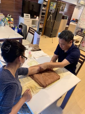 愛知　名古屋　栄　矢場町　アロマ　リンパ　ハンド　ヘッド　フェイス　全身　セラピスト　スクール　ローズミー　教室　スクール　マッサージ　１日　講座　資格　初心者　開業　副業