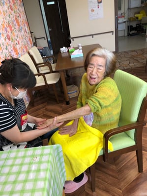 愛知　名古屋　栄　矢場町　アロマ　リンパ　ハンド　ヘッド　フェイス　全身　セラピスト　スクール　ローズミー　教室　スクール　マッサージ　１日　講座　資格　初心者　開業　副業