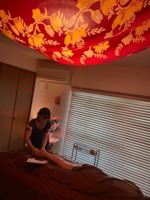 愛知　名古屋　栄　矢場町　アロマ　リンパ　ハンド　ヘッド　フェイス　全身　セラピスト　スクール　ローズミー　アロマリンパ 　教室　スクール　マッサージ　AEAJ公益社団法人認定校　内閣府認定　１日　講座　資格　初心者　開業　副業