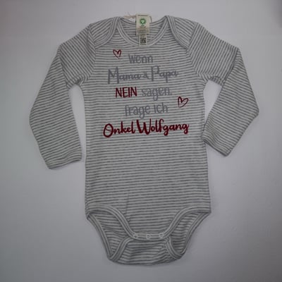 Ihr bringt mir einen Body (oder ich besorge einen) und dann versehen wir ihn mit Deinem Wunschtext