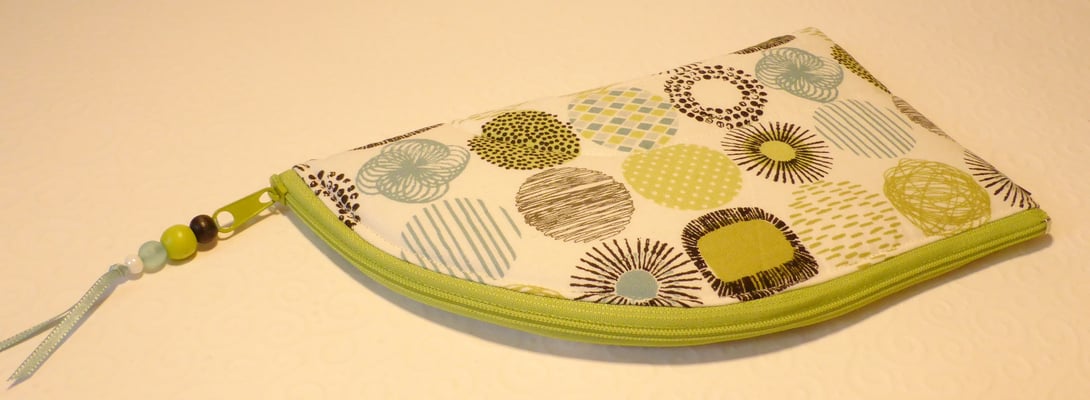 In dieser flachen Tasche... ( Stoff vergriffen)