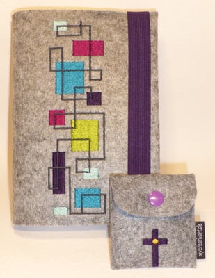 Stickmotiv Quadrate am laufenden Band in lila-pink-türkis auf hellgrau-meliertem Filz, dazu passendes Rosenkranztäschchen Kreuz (Stickdatei von Tanja Resing - Himbeerdesign)