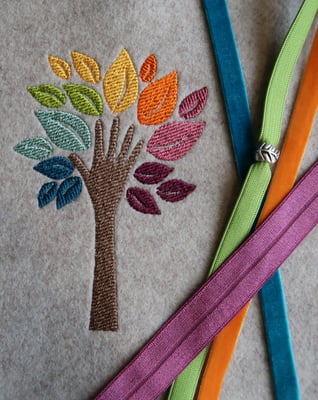 Handbaum auf beige meliert, verschiedene Gummifarben möglich