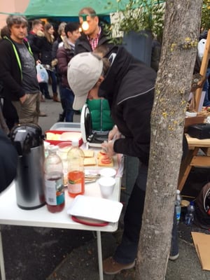 Toast und Punsch waren heiss begehrt