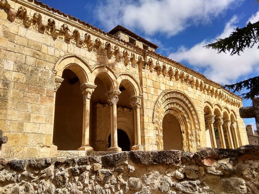 Iglesia de Sotosalbos