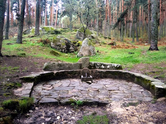 Senda de las Fuentes entre El Espinar y San Rafael