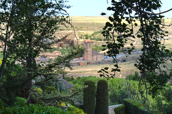 Vista de la Vera Cruz desde jardín de Fromkes