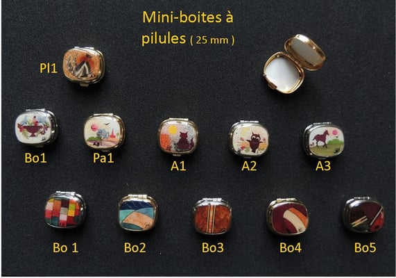 Mini boîte à pilule - 30x25mm - 24€