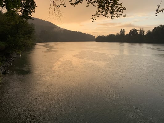 Tolle Wetterstimmung. Jungfischer-Anlass 24.9.2022. (Foto PC)