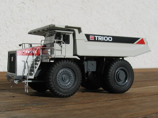 Nutzlast des Originals: ca. 100 Tonnen