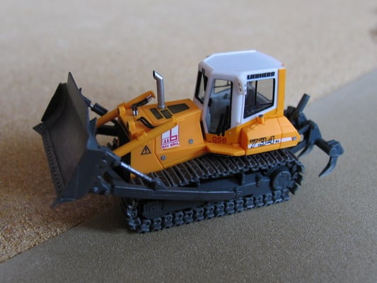 Liebherr PR734XL von Herpa