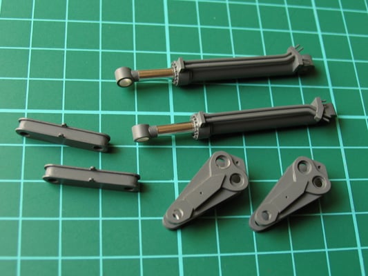 Hyraulikzylinder und Kleinteile für die Umlenkung des Löffels