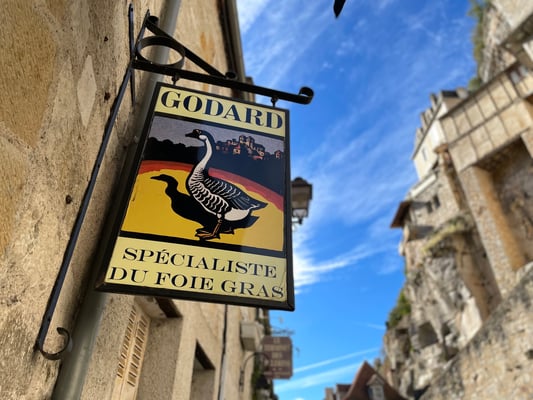 フランスの美しい田舎　オクシタニー地方　プライベートツアー　日本人ガイド