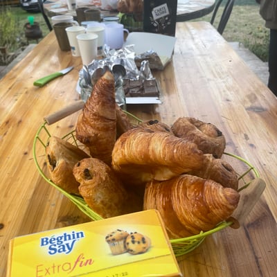 卒業旅行　フランス　ホームステイ　現地日本語サポート