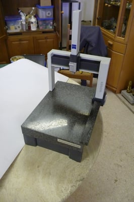 Modell einer Zeiss Präzisionsmessmaschine: Nero Impala, Leichtmetall, Holz.