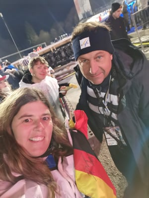 und mit Sandro Pertile (ITA) FIS-Renndirektor