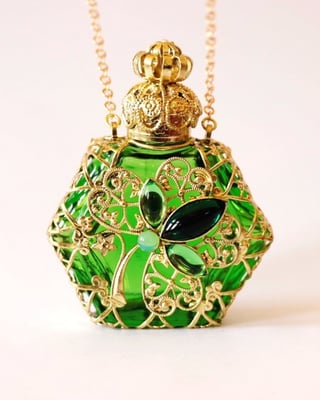 Photo 6 : ref. 531287 :  H. 6.3 cm / 7 ml / Collier en chaîne 76 cm