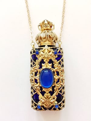 Photo 10 : ref.  452477 :  H. 6.6 cm / 7 ml / Collier en chaîne 76 cm