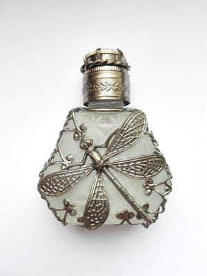 Photo 1 : ref. 481306 :  H. 5.2 cm / 5 ml