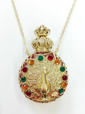 Photo 7 : ref. 481087 :  H. 6.2 cm / 9 ml / Collier en chaîne 76 cm