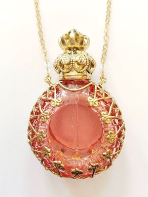 Photo 4 : ref. 450587 :  H. 6.2 cm / 8 ml / Collier en chaîne 76 cm