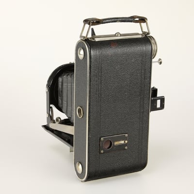 Kochmann Korelle Vertical 6 x 9cm  1934-1935  ©  engel-art.ch