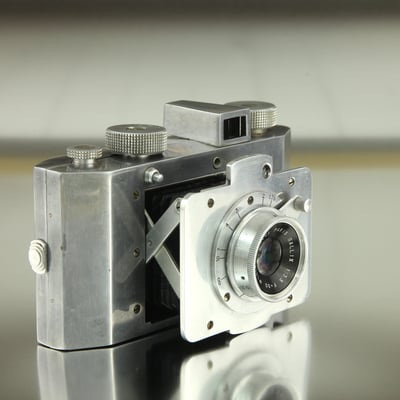 GALLUS Derlux 1947-1952 Paris  ©  engel-art.ch