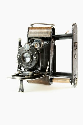 CONTESSA NETTEL Cocarette Copyright by engel-art.ch