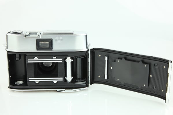 KODAK Retina IF (Typ 046)  ©  engel-art.ch