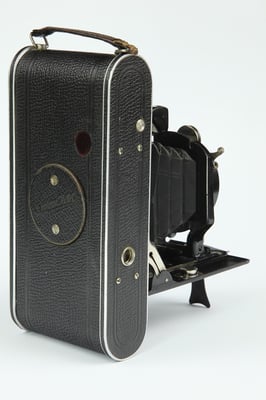 CONTESSA NETTEL Cocarette O   ©  engel-art.ch